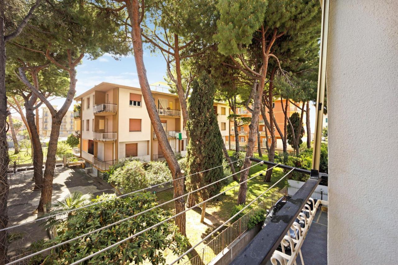 Casa Serena 12 Bordighera Exterior foto