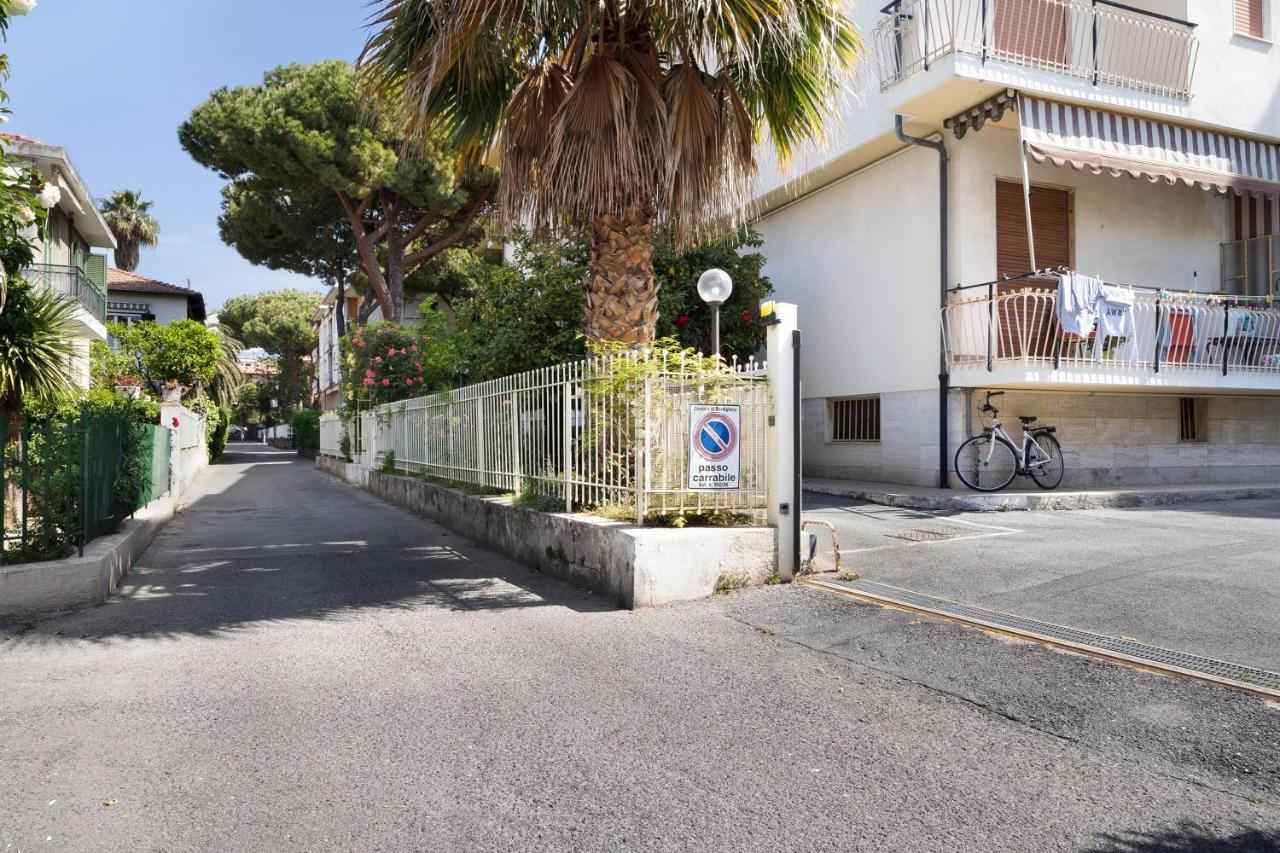 Casa Serena 12 Bordighera Exterior foto